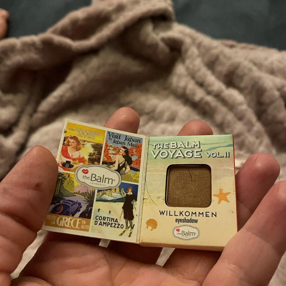 a bundle - Picture 2 of 5